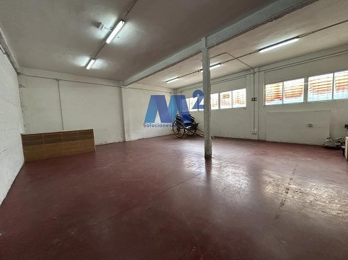 Fotograf�a de Nave industrial en alquiler
