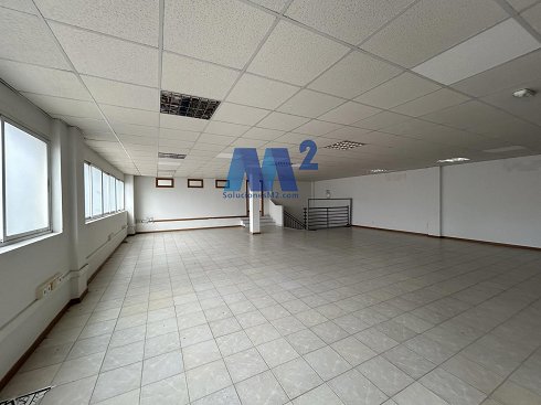 Fotograf�a de Nave industrial en alquiler