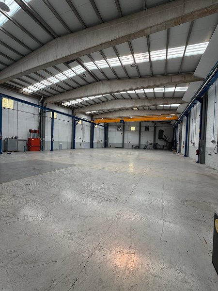 Fotograf�a de Nave industrial en alquiler  [2955]