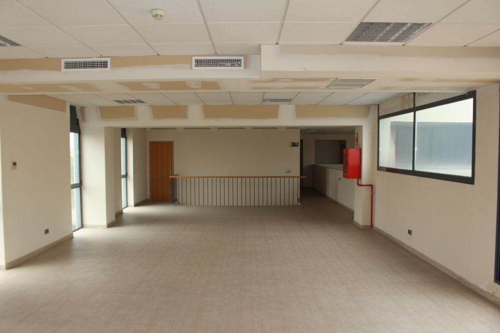 Fotograf�a de Venta nave industrial p.i. la laguna (legan�s)
