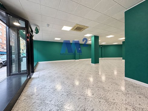 Fotograf�a de Local comercial en alquiler
