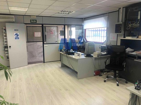 Fotograf�a de Nave industrial en venta