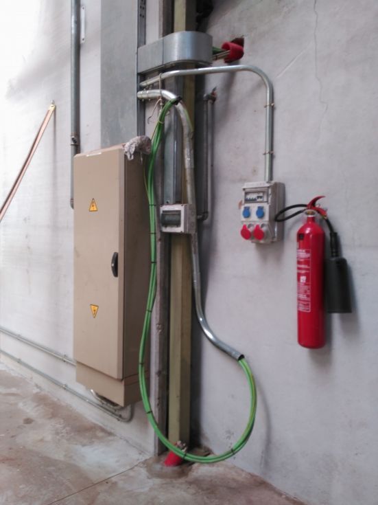 Fotograf�a de Venta de Nave con terreno y oficinas